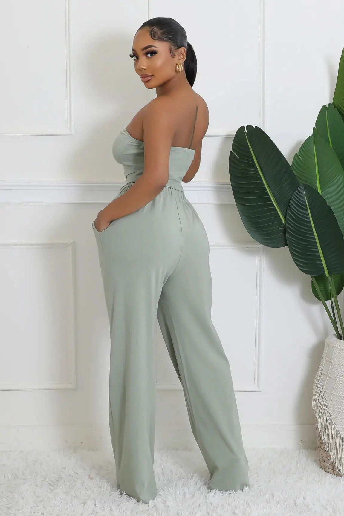 Paula The Outlook Pan Set Gia Luxe Couture